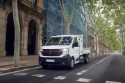 Renault Trucks E-Tech Master in the city